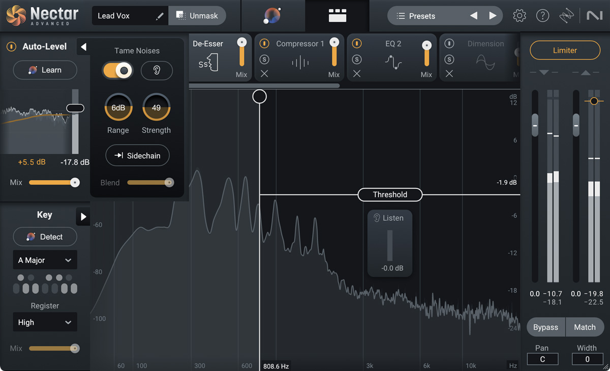 Nectar 4 Advanced。Auto Levelは左側上部にミニモジュールとして搭載