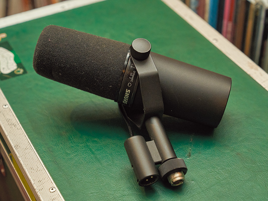 ダイナミック・マイクのSHURE SM7B