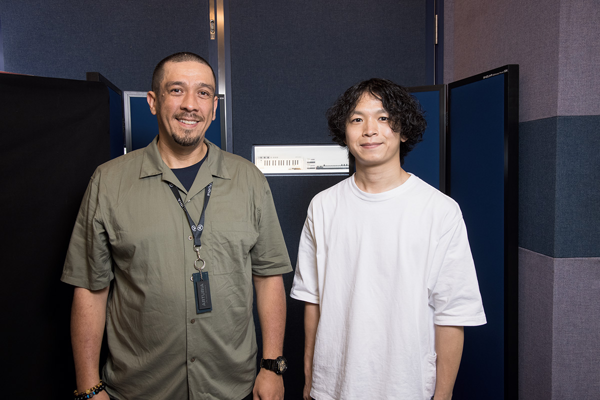ARTURIAのニコラ・ウーリ氏（写真左）と、メディア・インテグレーションの多田純氏（写真右）