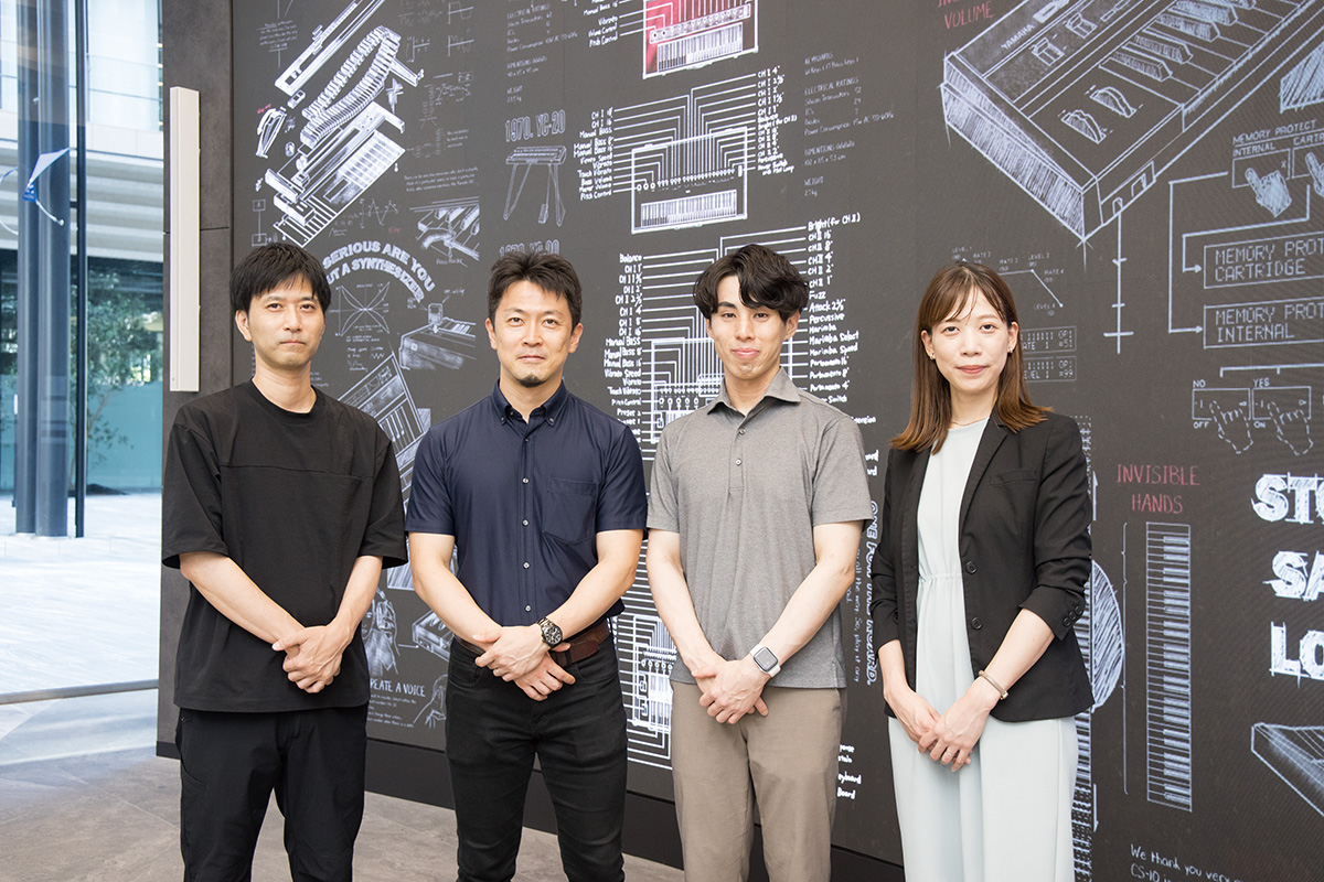 今回の取材にご協力いただいた方々。左から、ヤマハミュージックジャパン 音響事業戦略部の宮下亮、石橋健児、ヤマハ プロフェッショナルソリューション事業部 空間音響グループの橋本悌、ブランド戦略本部 コーポレート・マーケティング部の豊田真規