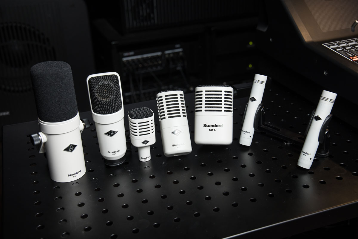 UNIVERSAL AUDIOのStandardシリーズ・マイク。左からSD-1、SC-1、SD-3、SD-7、SD-5、SP-1のペア