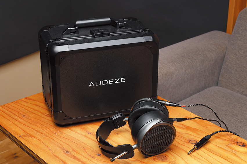 Audeze MM 500 ヘッドホン 専用ケース付き Audeze MM-500 Professional Studio Headphones for Mixing, Open-Back