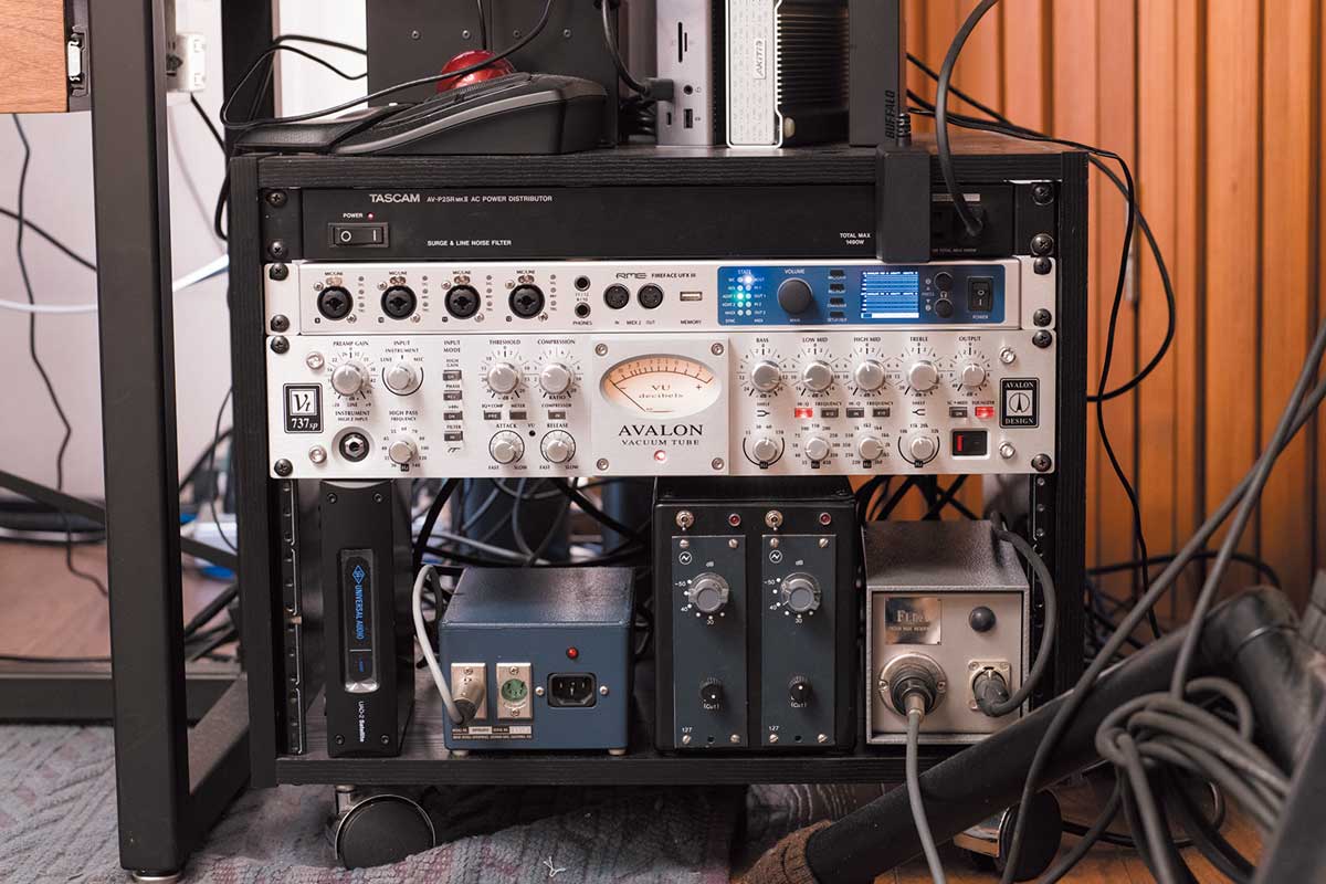 配信機器・PA機器・レコーディング機器 Avid vocal studio CQ Series - ライジング-PA音響機器・販売・レンタル・設備