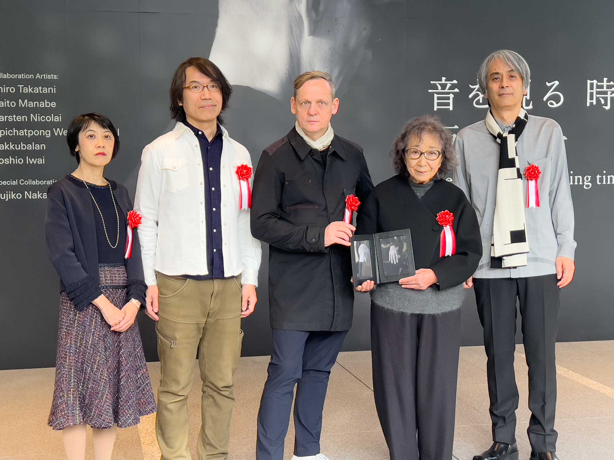 左から、難波祐子、岩井俊雄、カールステン・ニコライ、中谷芙二子、高谷史郎（敬称略