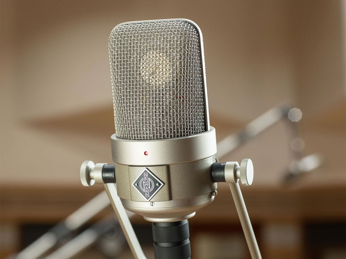 NEUMANN M 49 V