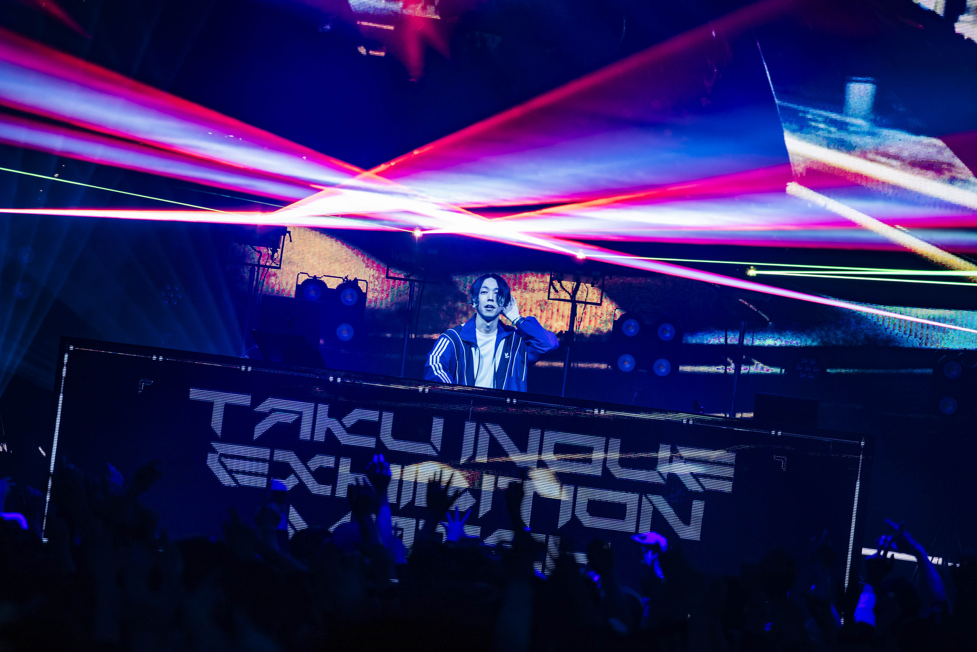 TAKU INOUE×豪華ゲストが魅せた音の闘技場！EXHIBITION MATCH 2025 レポート