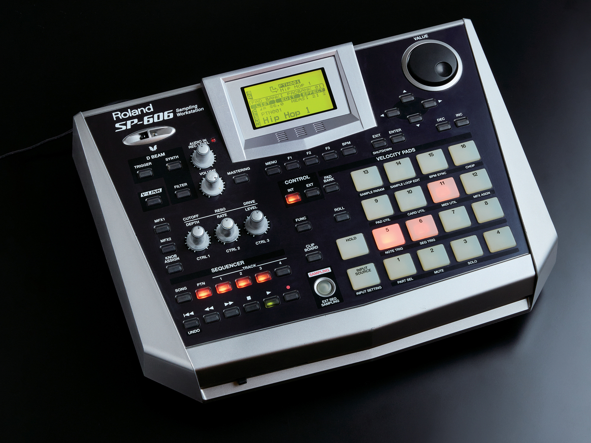 Roland/BOSS サンプラーの系譜】SP-404含む、全12機種を振り返る Roland/BOSS サンプラーの系譜】SP-404含む、全12機種を振り返る