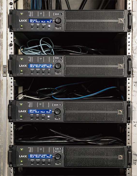 メイン・システムのパワー・アンプはL-Acoustics LA4Xを4台使用