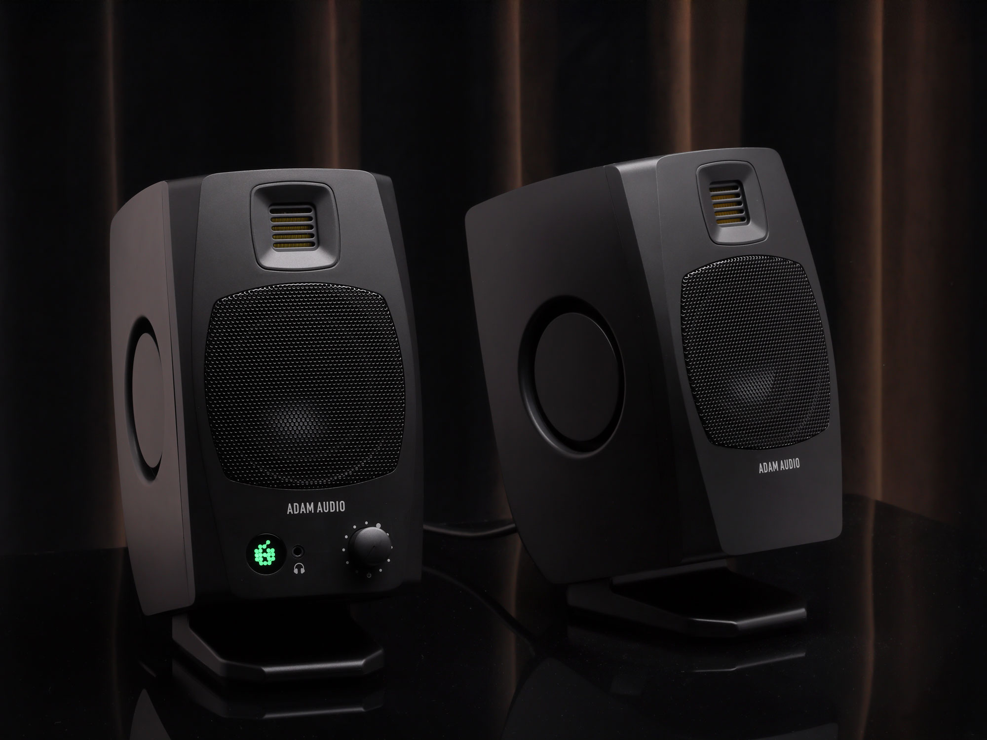 ADAM Audio D3VモニタースピーカーをボカロPが徹底レビュー|高 ADAM Audio D3VモニタースピーカーをボカロPが徹底レビュー|高