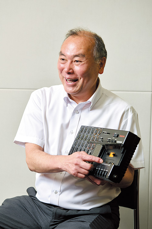 制限があったからこそ、曲作りの緊張感や創造性が生まれた」カセット