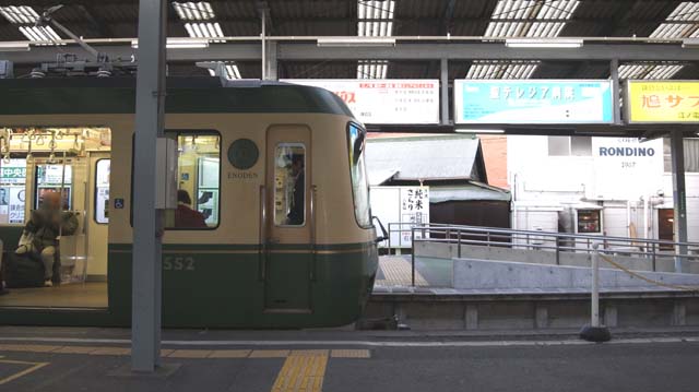 f:id:riyot:20111210154046j:image:w270 f:id:riyot:20111210154046j:image:w270