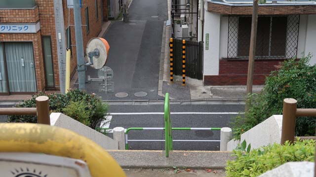 こみっくがーるず 聖地巡礼 本郷ですか ローリング廻し蹴り