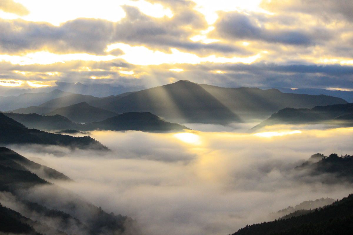 【年中見ることができる雲海!?】奈良の絶景・雲海景勝地 - The journey of life