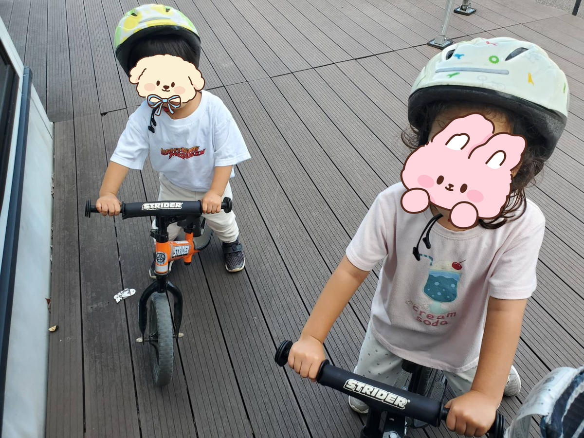子連れカフェ　ゼブラコーヒー ZEBRA Coffee & Croissant 稲城中央公園店　子供　ストライダー
