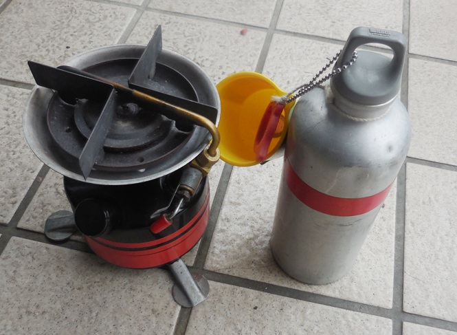 コールマン PEAK1 400A ツーレバー① 着火、ガソリン漏れ