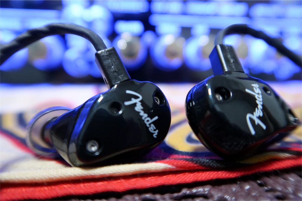 イヤホン Fender fxa6 Amazon.com: Fender FXA6 Professional In-Ear Headphone