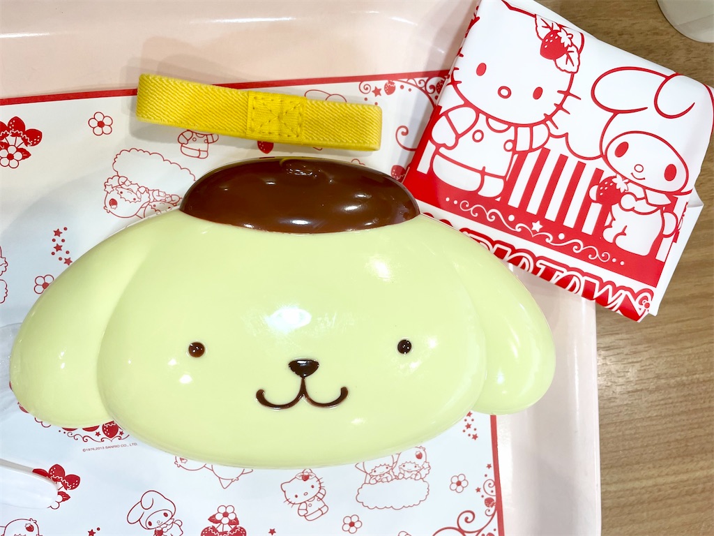 キャラクターお弁当　ポムポムプリン