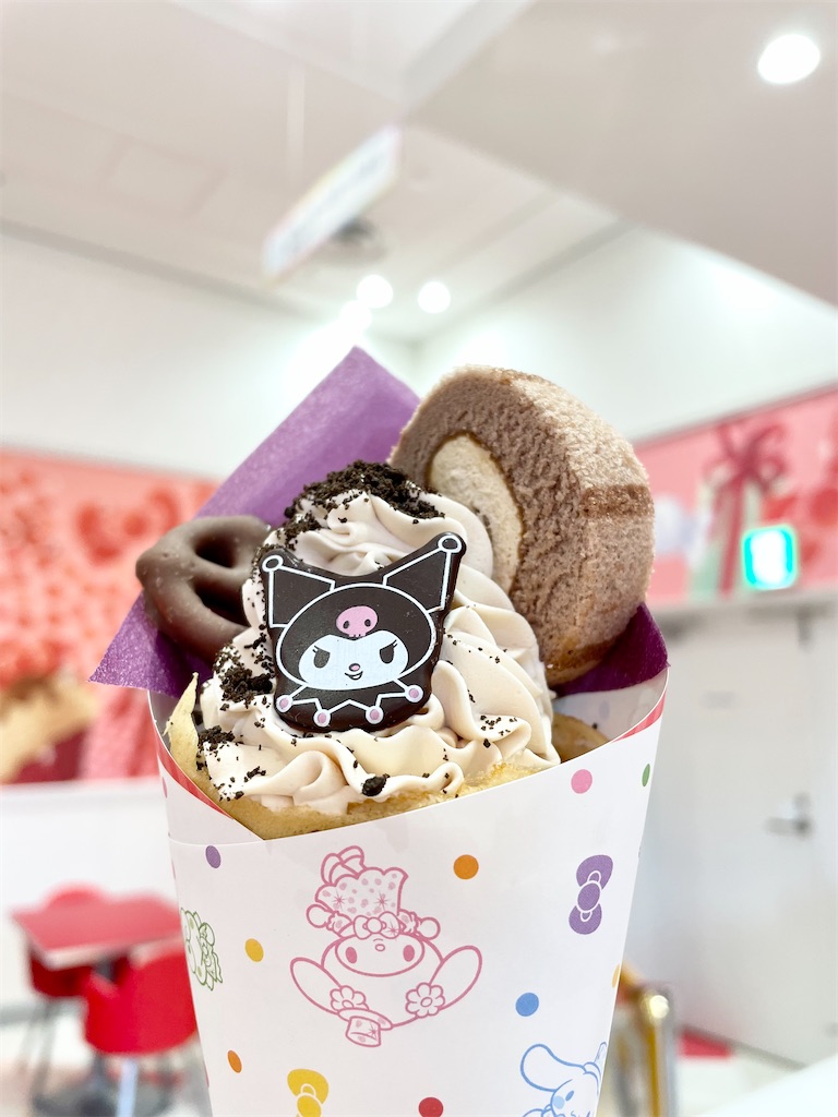 クロミのマロンケーキクレープ