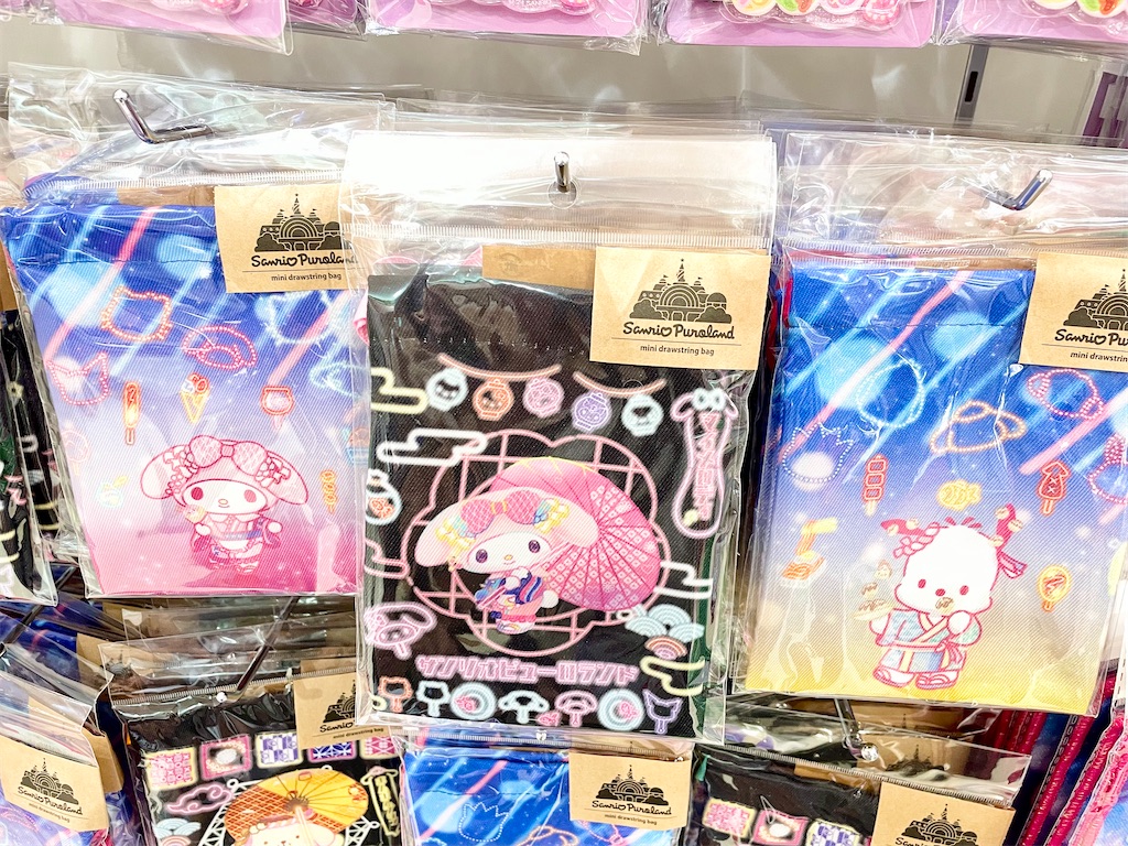 夏祭り！ピューロランドネオナツマツリ グッズはネオンがポイント