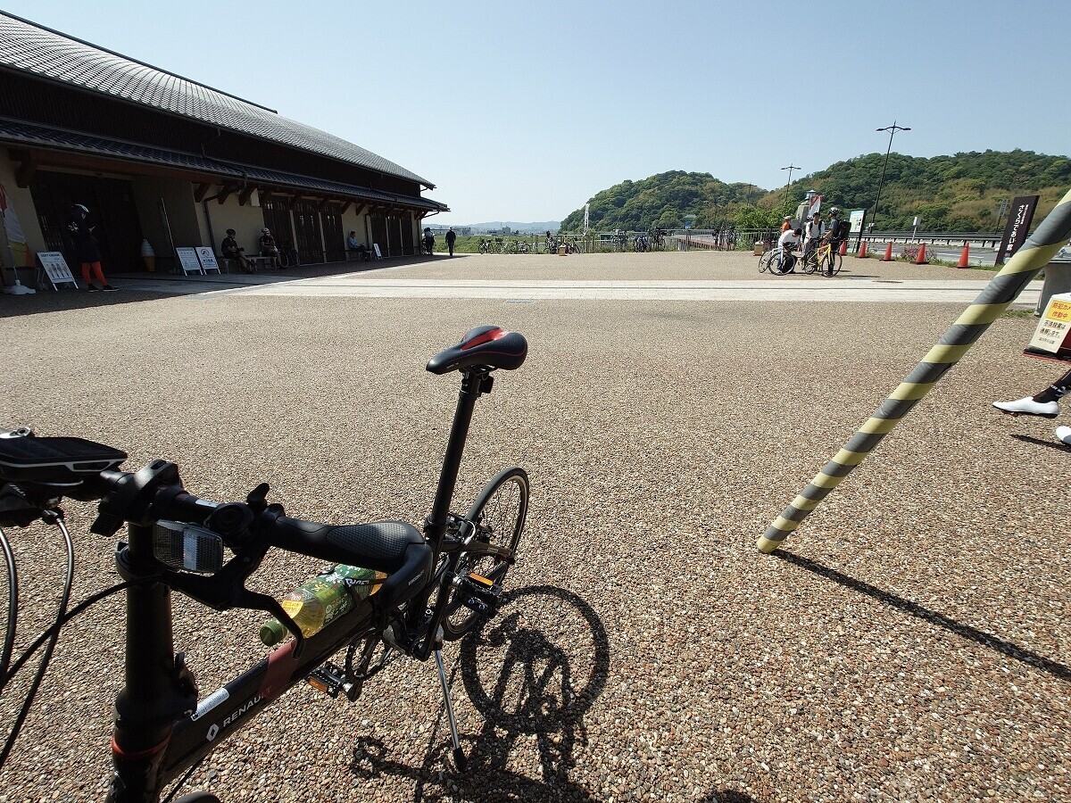 大阪から琵琶湖をミニベロで見に行く64km(淀川→さくらであい館→小