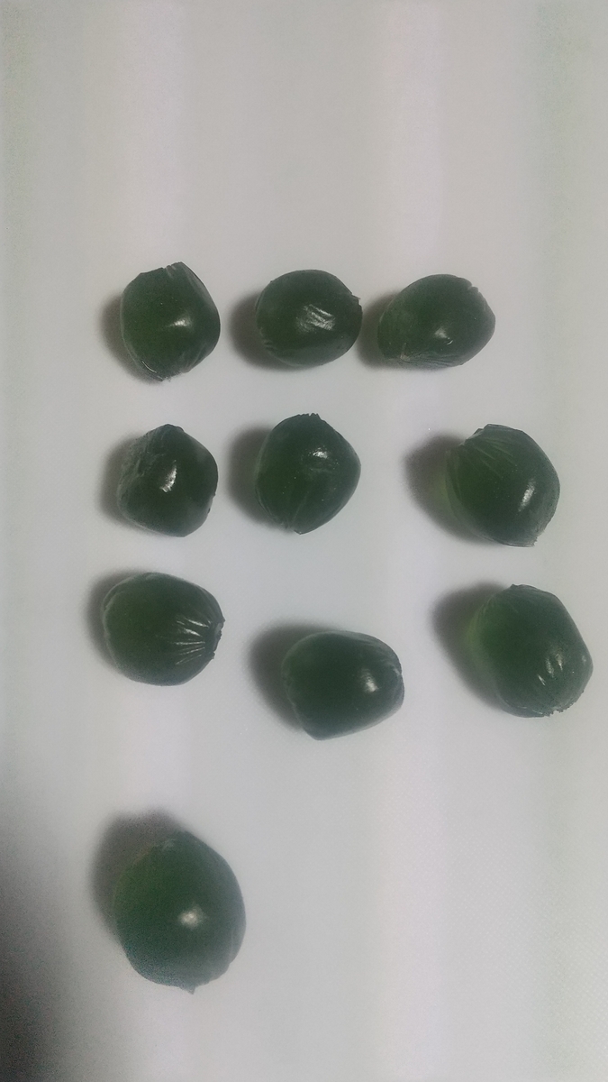 中身のグミ