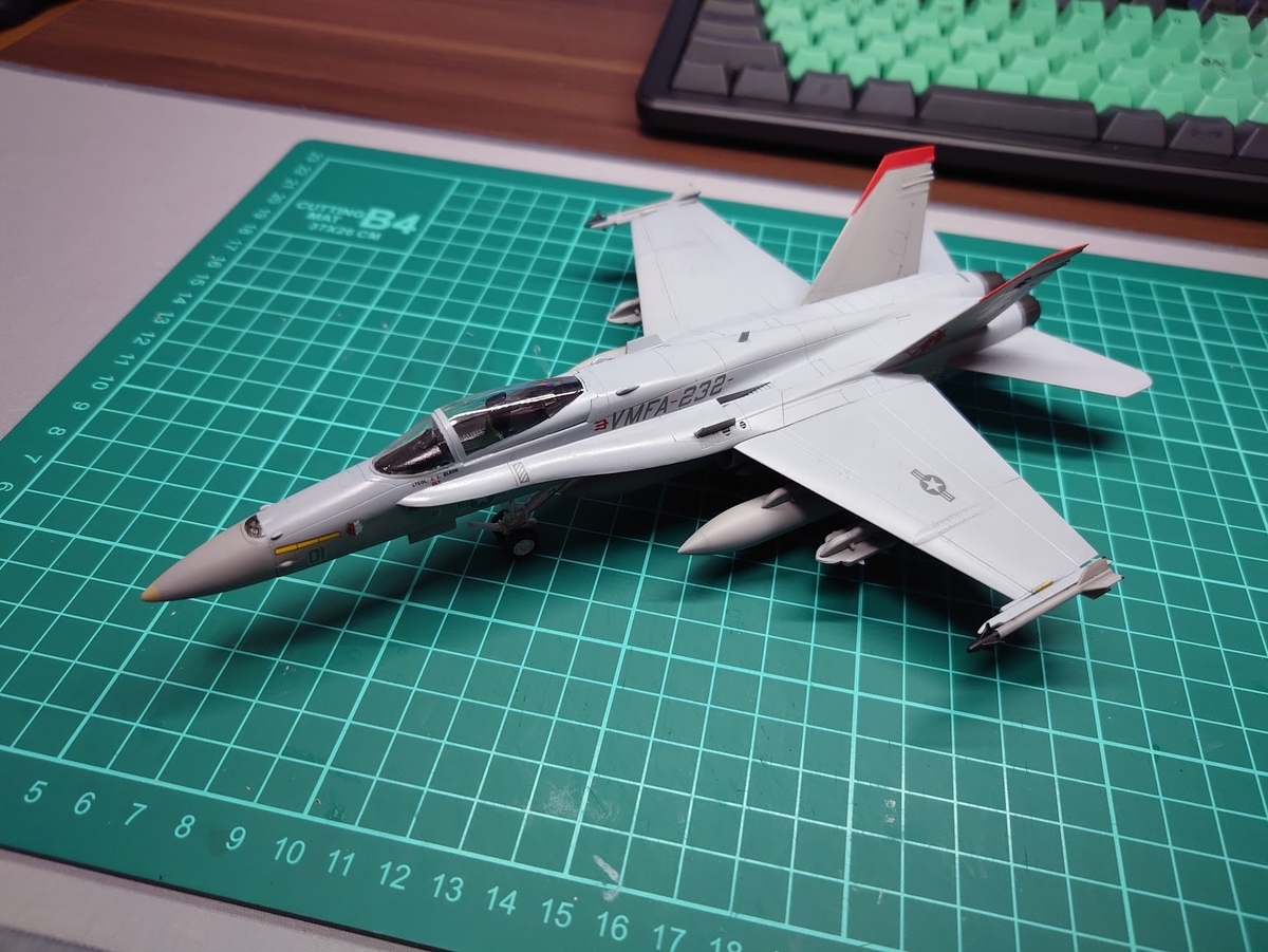 ハセガワ 1/72 F/A-18C ホーネット - 田舎おやじの言動log