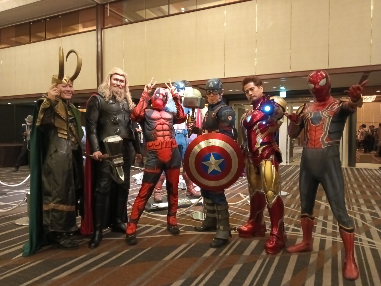 会場コスプレイヤー集合写真