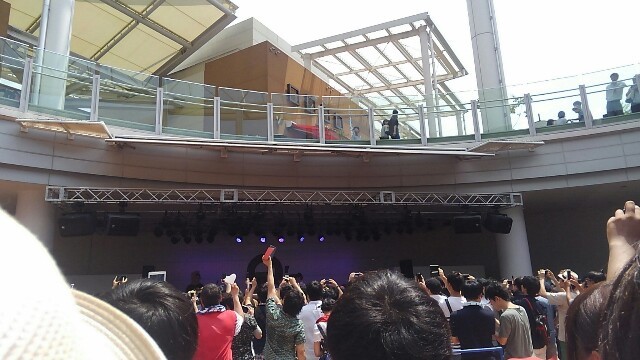 上坂すみれnewシングル 恋する図形 Cubic Futurismo 発売記念イベント 浴びろ オカルトウォーター あべのキューズモール 行ってきました そこんとこ