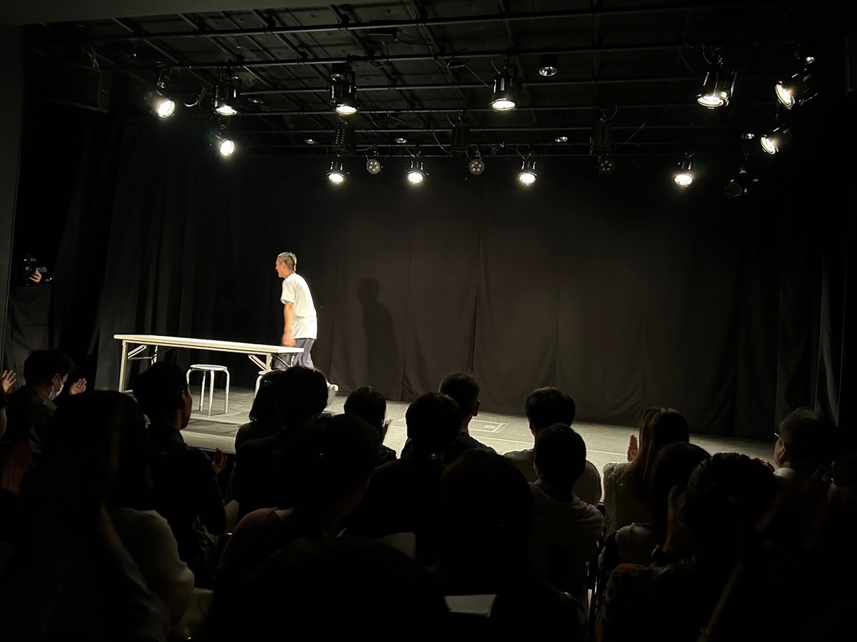 本番中の路上役者亮佑