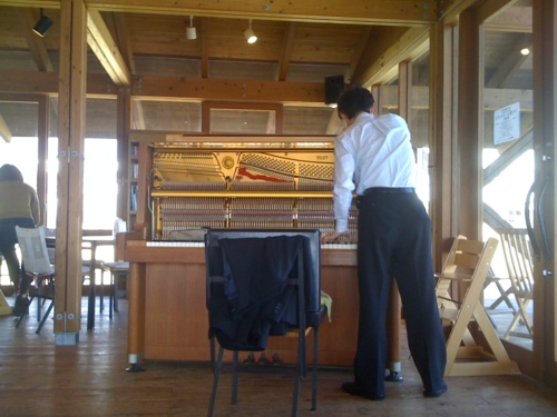 f:id:rokaz:20101217122722j:image