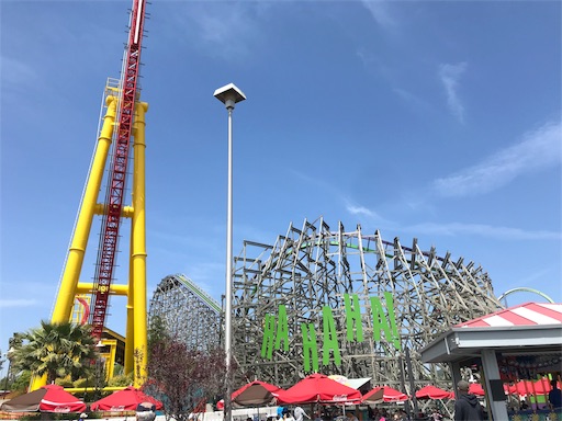 アメリカ版富士急 Six Flags で怖すぎる絶叫アトラクションに乗ってきた ひろりずむ In カリフォルニア アメリカ版富士急 Six Flags で怖すぎる絶叫アトラクションに乗ってきた ひろりずむ In カリフォルニア