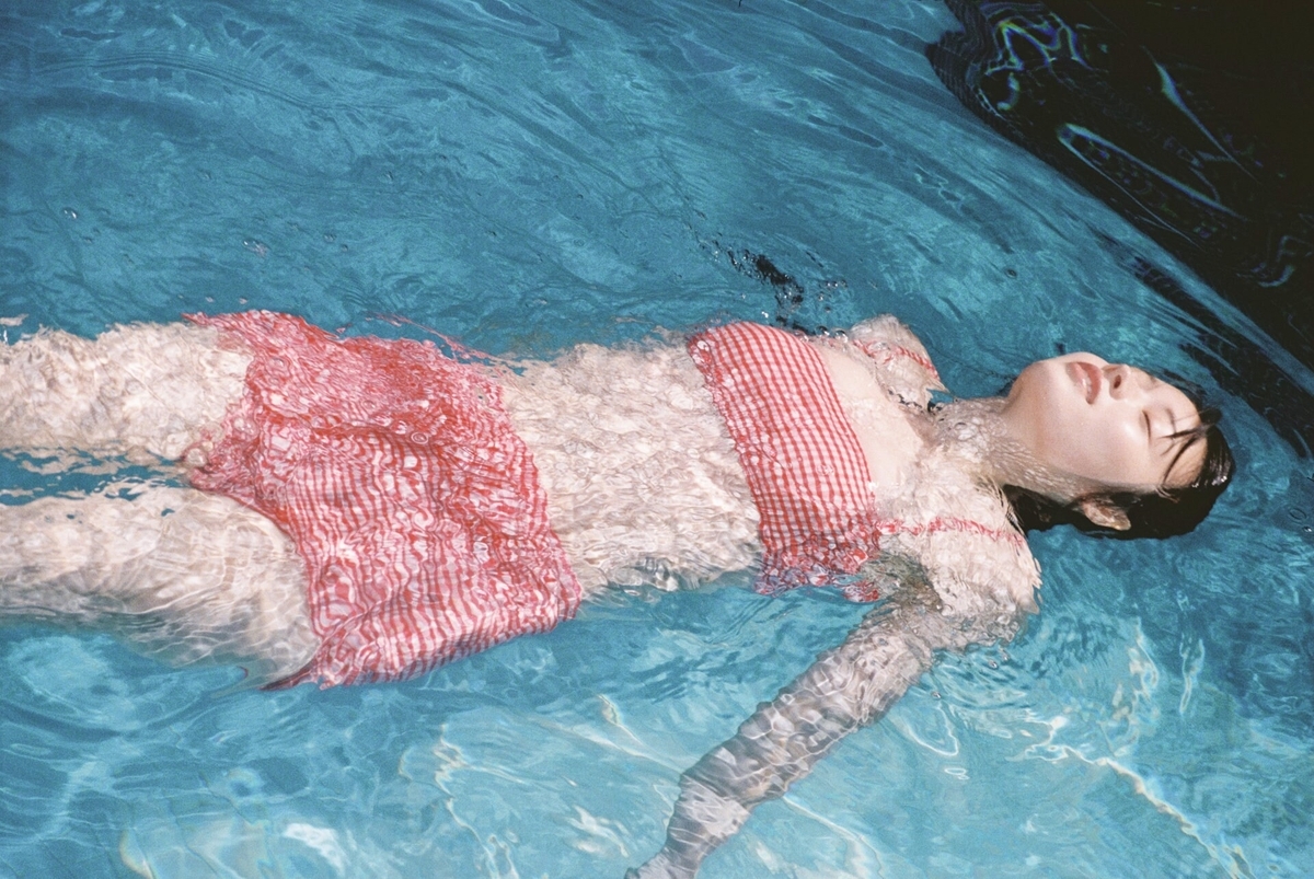 南琴奈】写真集『水光』(Mizu No Hikari) 発売記念イベント - *Zephyrs*