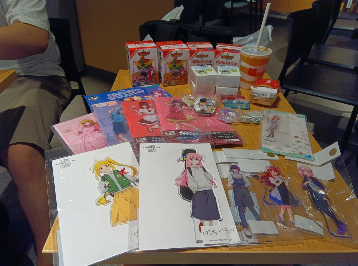 推しの子ごとよめくじまちカドB-Proツタヤぼざろストリート