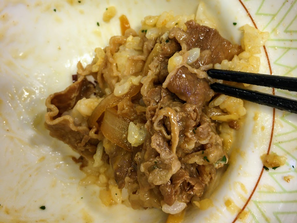 f:id:roll8:20170225135127j:plain すき家 チーズ牛丼