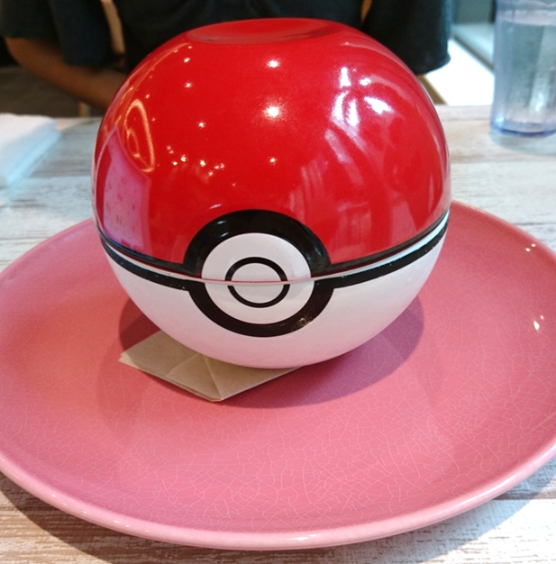 画像　キミにきめた！！モンスターボールのデザートボウル