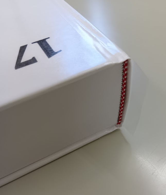 残すブッカーは実際はもっと短くしました 画像 折り込めるようにブッカーを切り取りました
