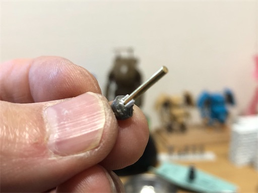 ガンプラ 折れたボールジョイント真ちゅう線をつかって修理する 筆塗りモデラー40代２児の父親 ガンダム好きのガンプラ製作ブログ