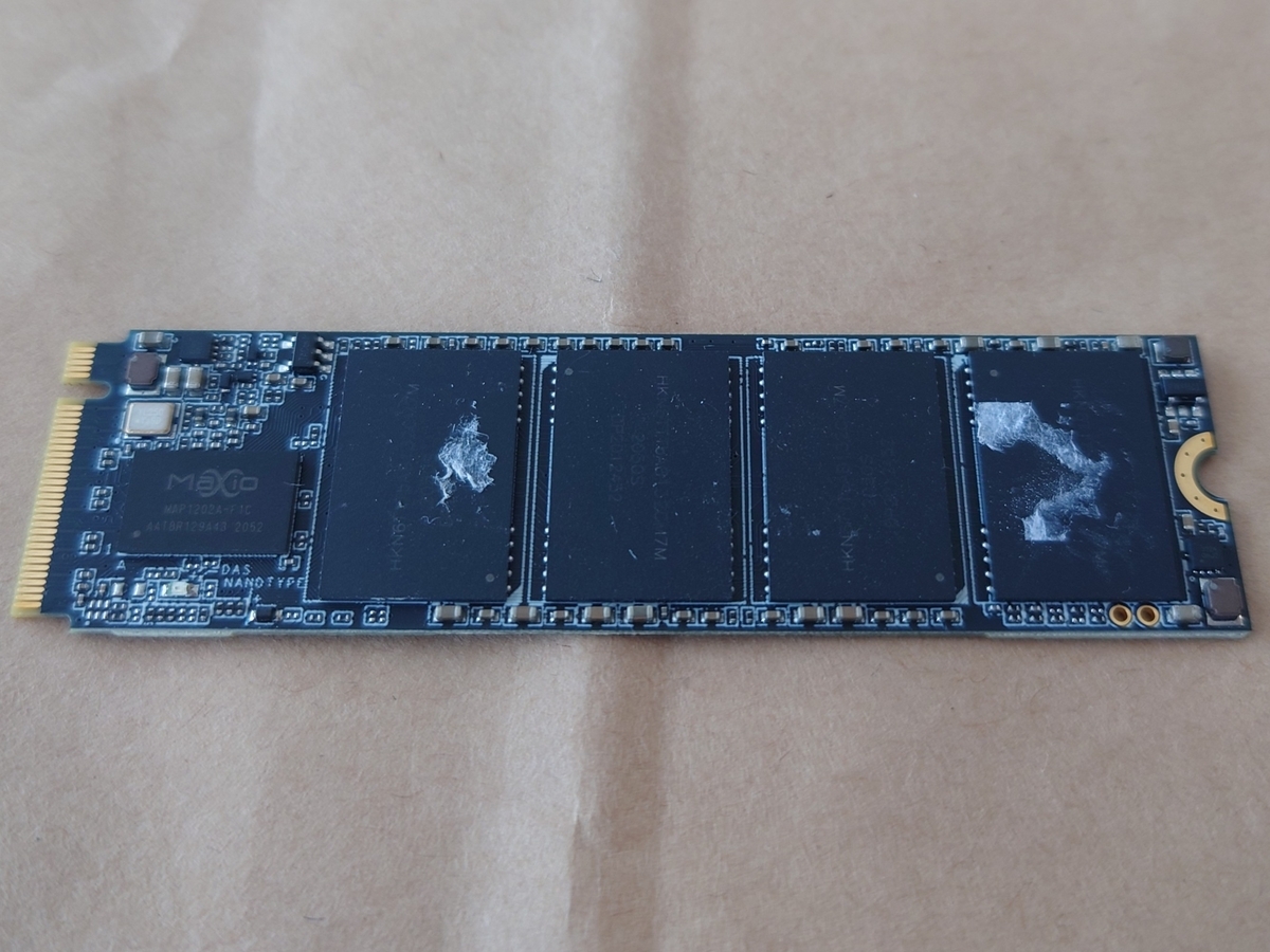 安い自称USB4 SSDを買ってみたらハズれだった - roricaの殴り書き板。