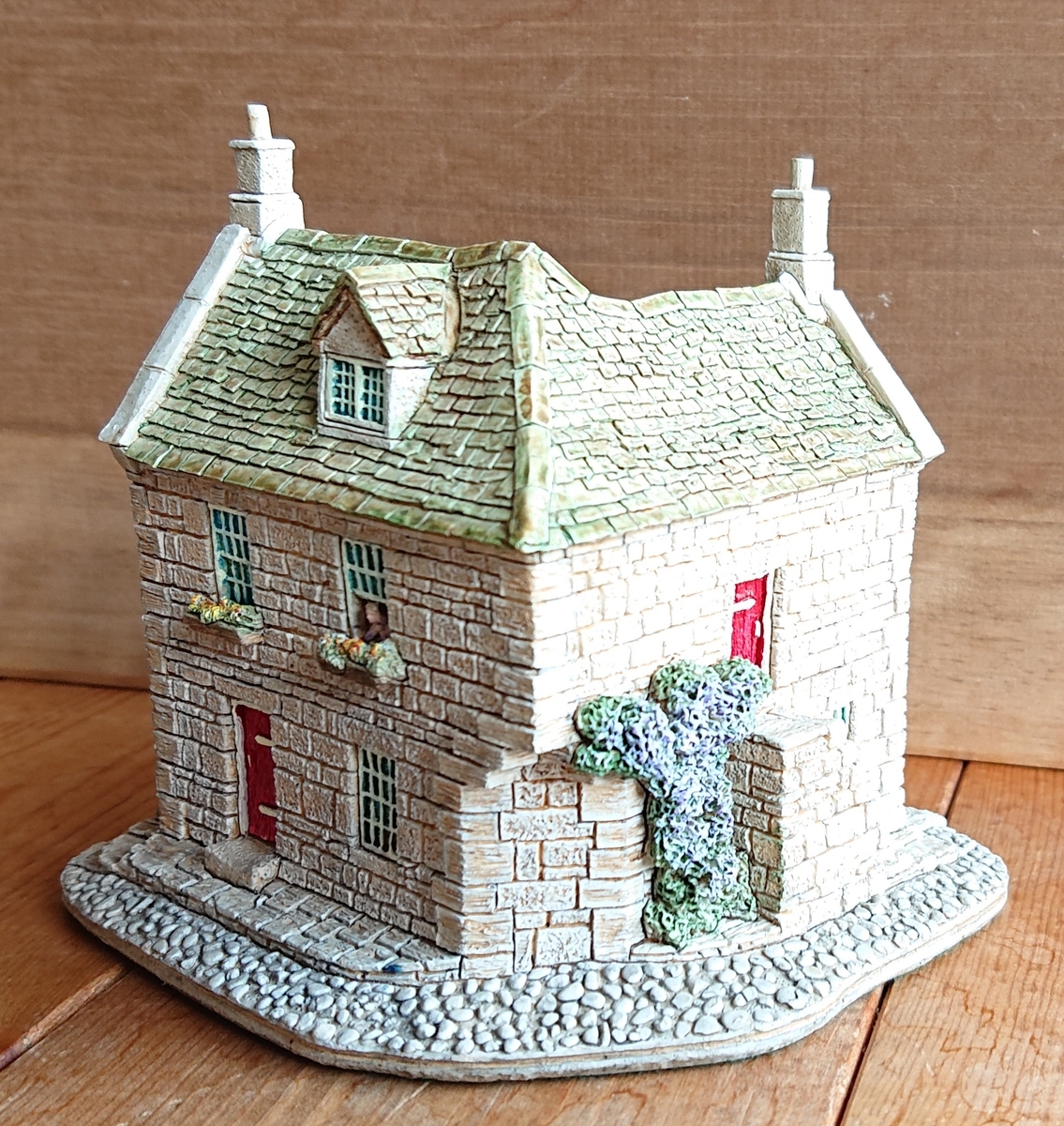 Lilliput Lane THE APOTHECARY 1997 Victorian Shops Collection