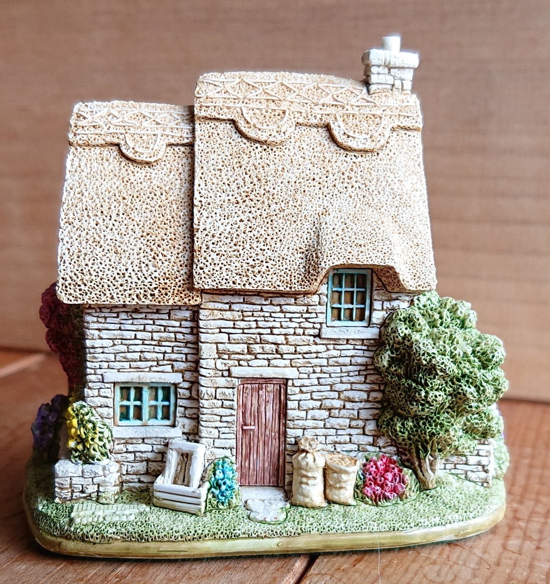 リリパットレーン　APPLES `N’ PEARS Lilliput Lane APPLES N PEARS 2001 L2502 - ミニチュアハウス