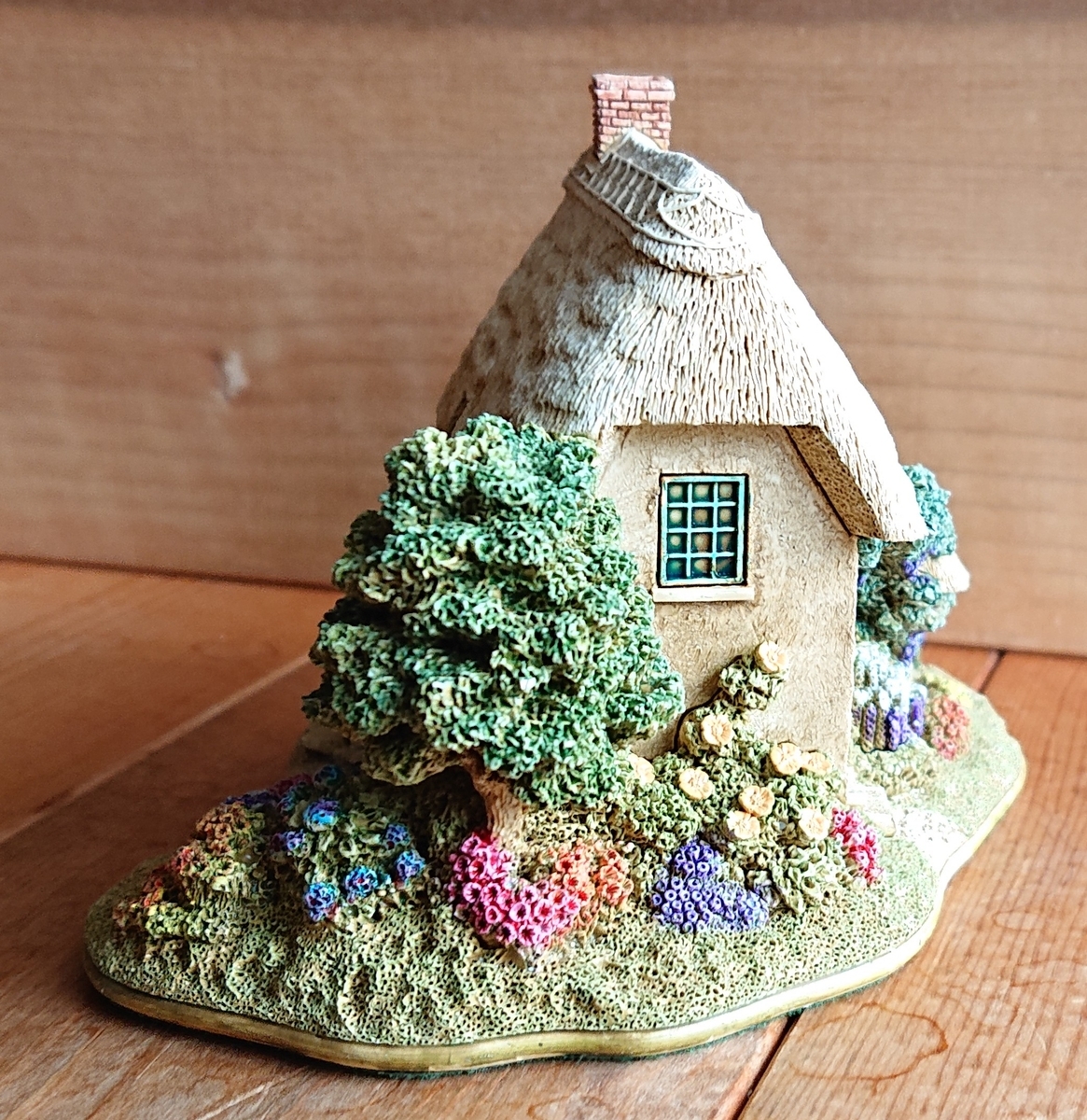 Lilliput Lane VINE ＆ROSES 2006 L3028 - ミニチュアハウス