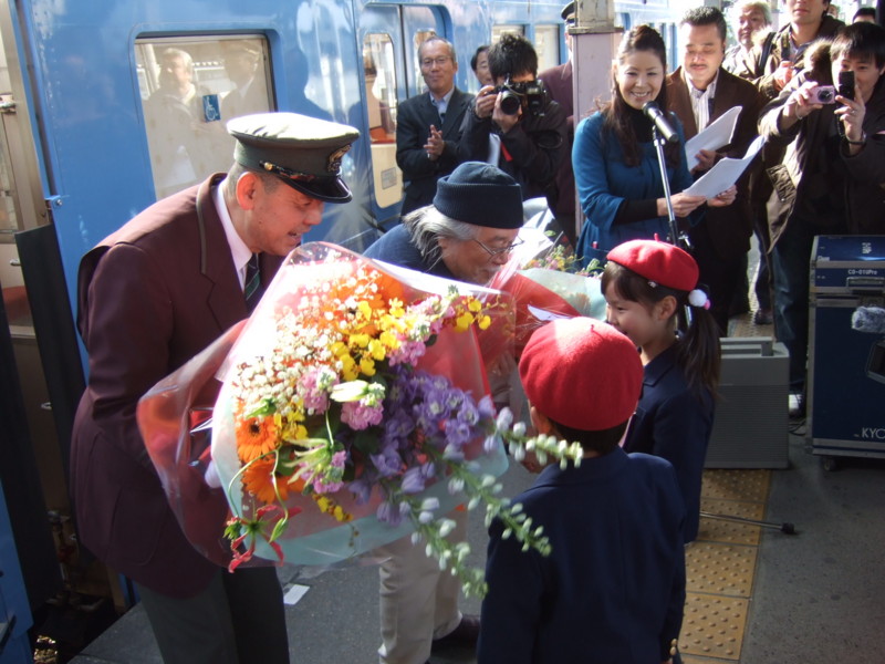 伊賀鉄道　新忍者列車　出発式