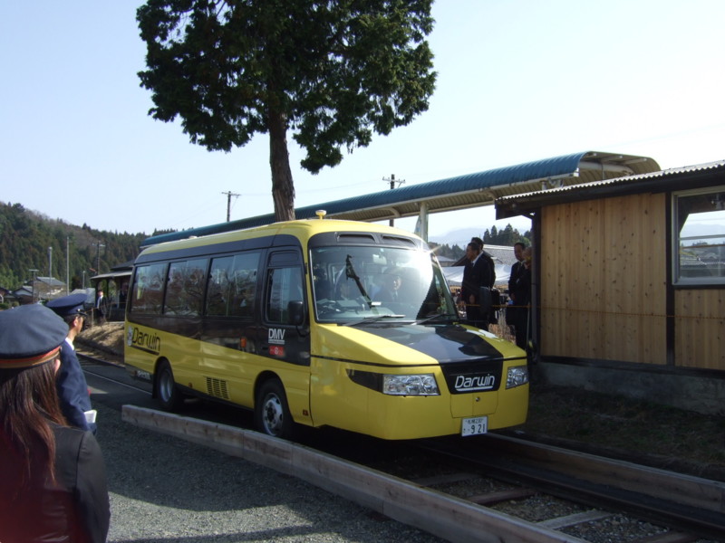 明知鉄道　DMV実証実験