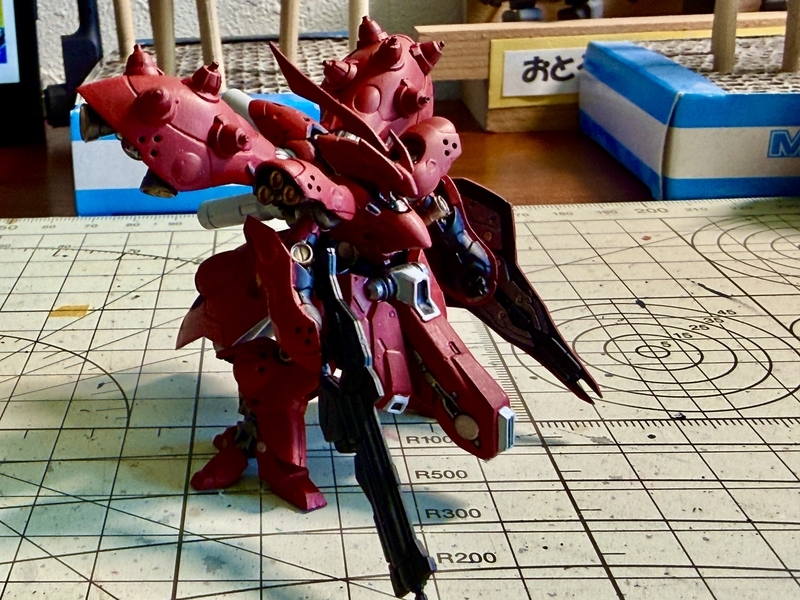 ガンダムアーティファクト第6弾 νガンダム塗装 - Think Like Talking.