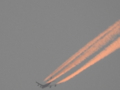 飛行機雲　夕焼け