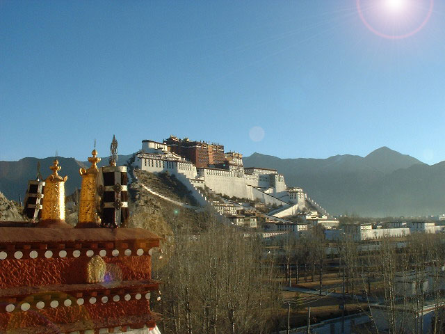 チベット・ラサのポタラ宮