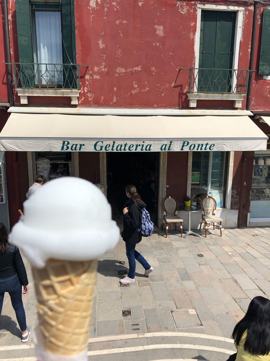 ムラーノでは走ってアイス食べただけ。