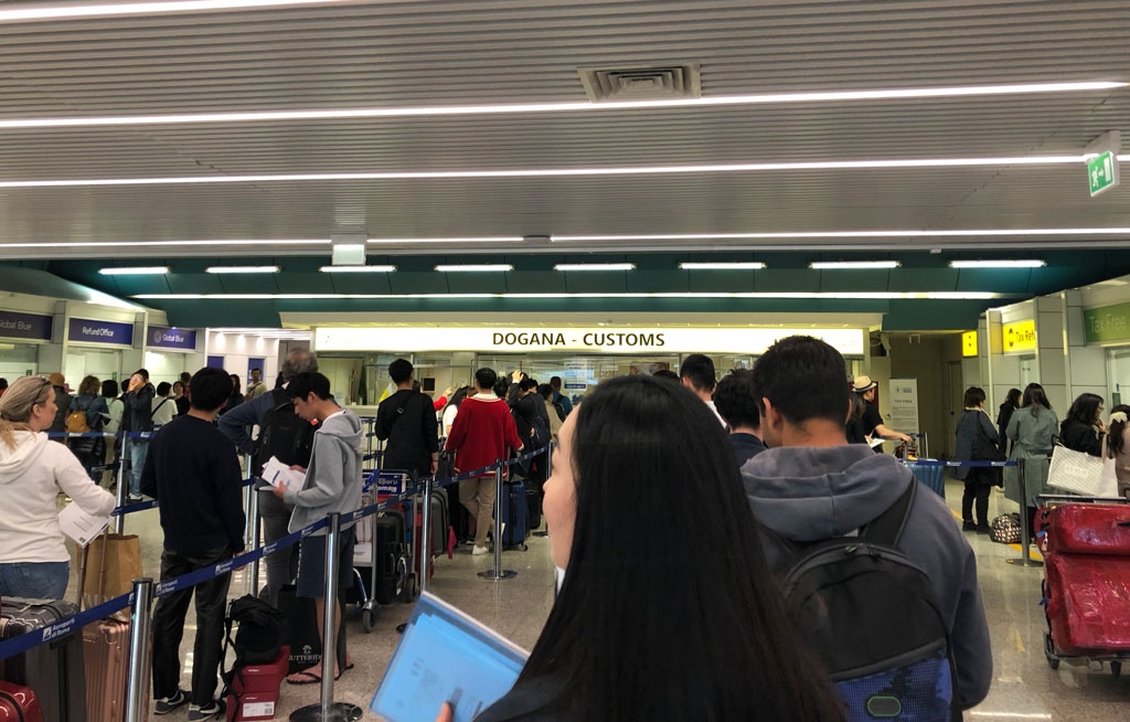 税関