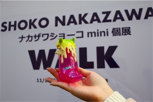 ナカザワショーコ 原宿 mini個展 レインボー 山椒魚怪獣バイロン