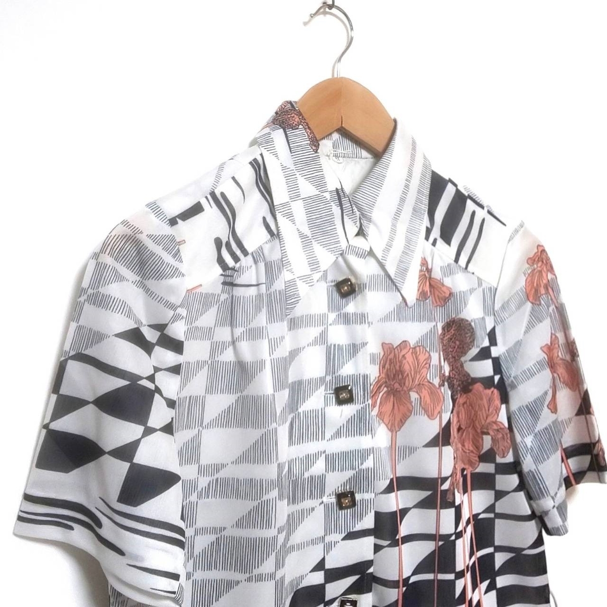 f:id:ruin-selectshop:20190604201852j:plain f:id:ruin-selectshop:20190604201852j:plain